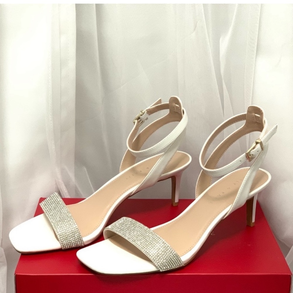 Kelly & Katie White heels